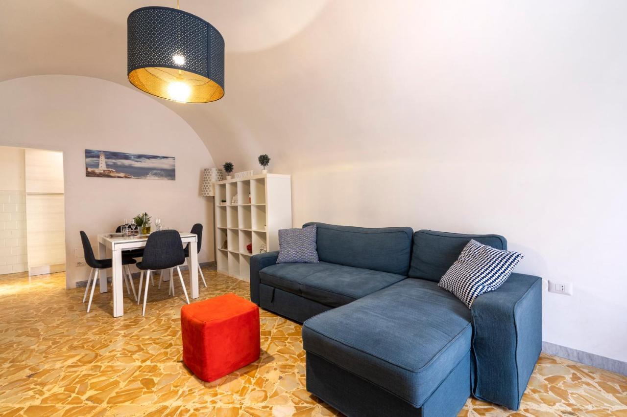 Vico II Terrace Apartment A Step From Piazza Roma มาร์ตินาฟรังกา ภายนอก รูปภาพ
