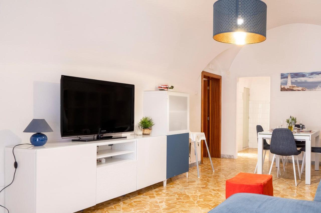 Vico II Terrace Apartment A Step From Piazza Roma มาร์ตินาฟรังกา ภายนอก รูปภาพ